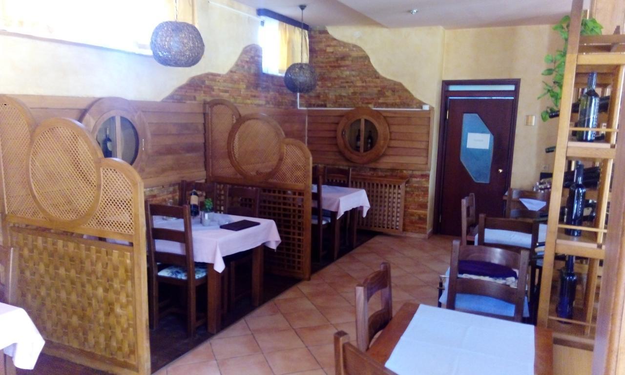 Pansion Kamin Bed & Breakfast Lukavica Екстериор снимка