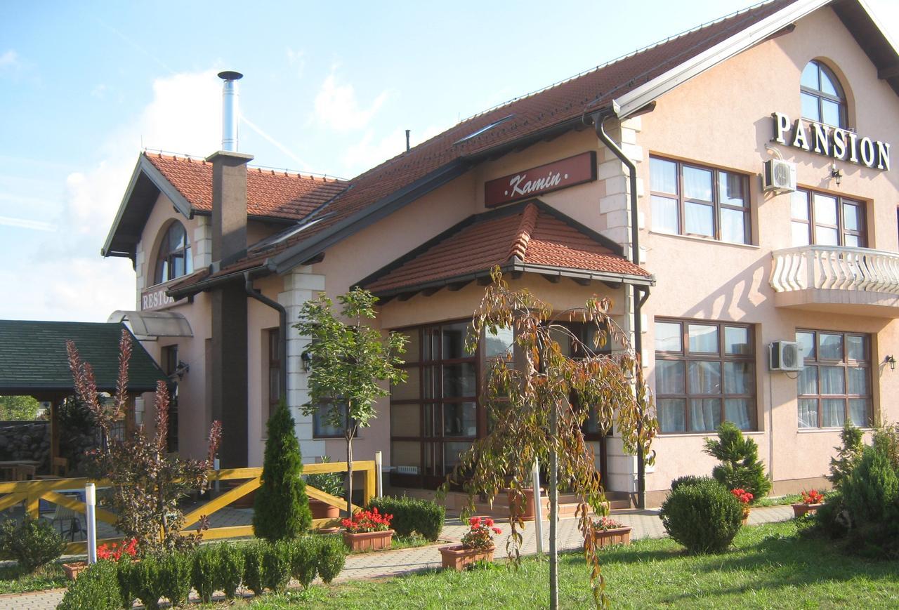 Pansion Kamin Bed & Breakfast Lukavica Екстериор снимка